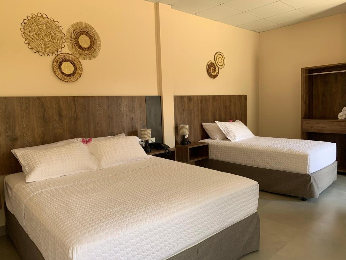 Hotel La Mar Playas Bagian luar foto