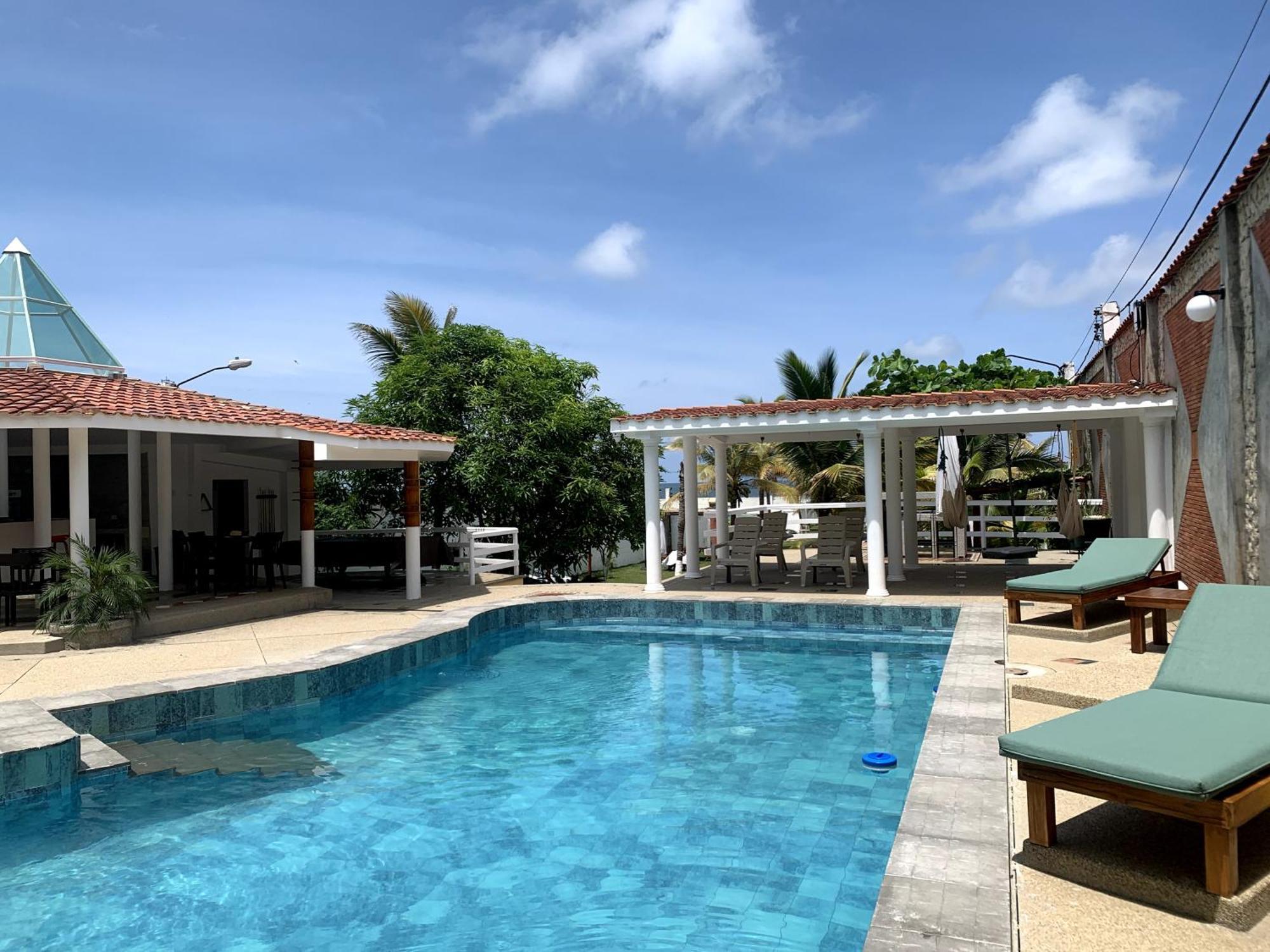 Hotel La Mar Playas Bagian luar foto